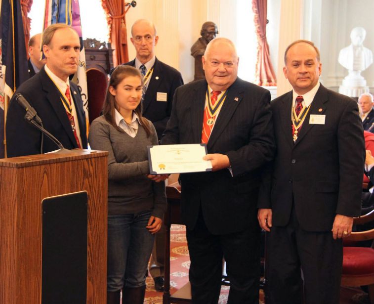 2014 VASSAR 2nd Place Essay Winner - Miss Emily Cox. Also pictured: VASSAR President Kent Webber and Chapter President Bill Price(right)